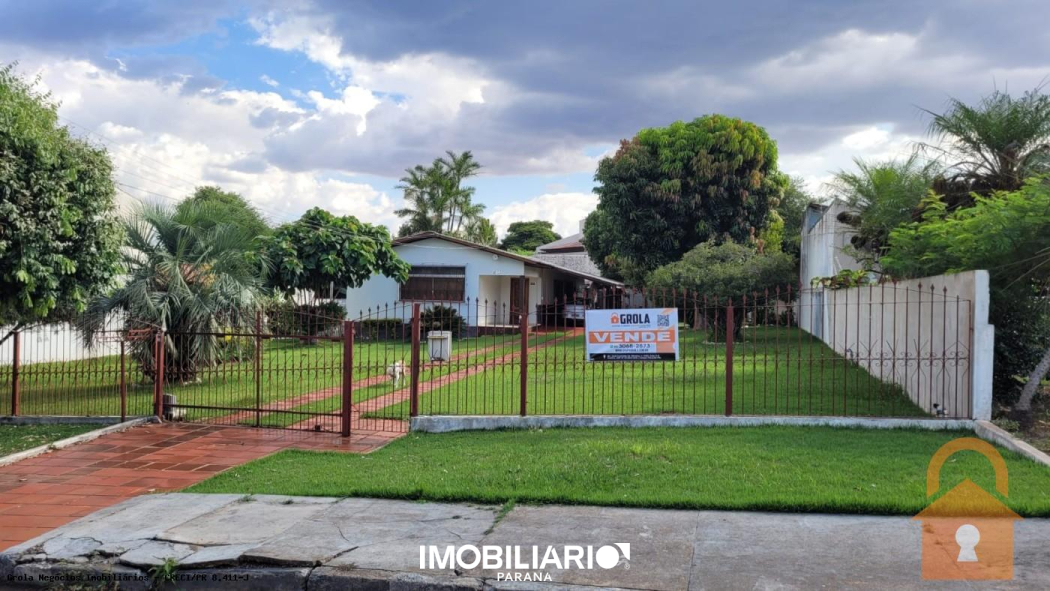 Residência para  venda em Centro, Campo Mourão, 1.250,00m², com 2 quartos