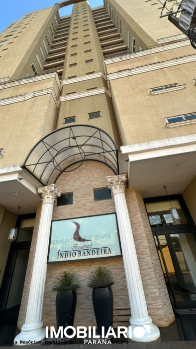 Apartamento para  venda em Centro, Campo Mourão, 221,00m², com 3 quartos