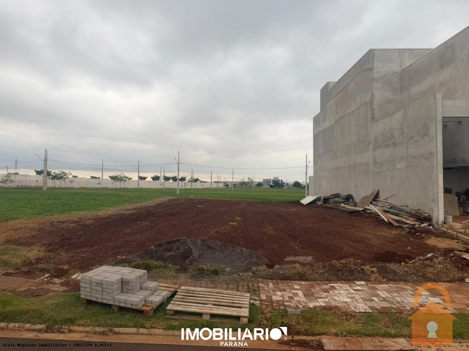Terreno para  vendaCampo Mourão, 302,00m²