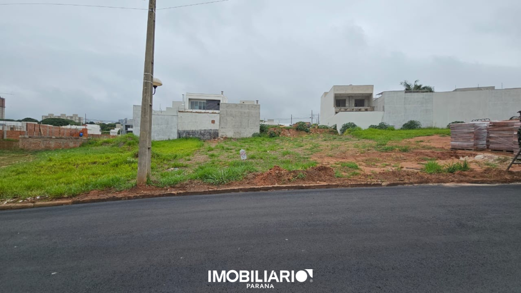 Terreno para  venda em Zona V, Umuarama, 221,00m²