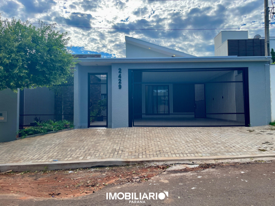 Residência para  venda em Parque Cidade Jardim, Umuarama, 360,00m², com 4 quartos
