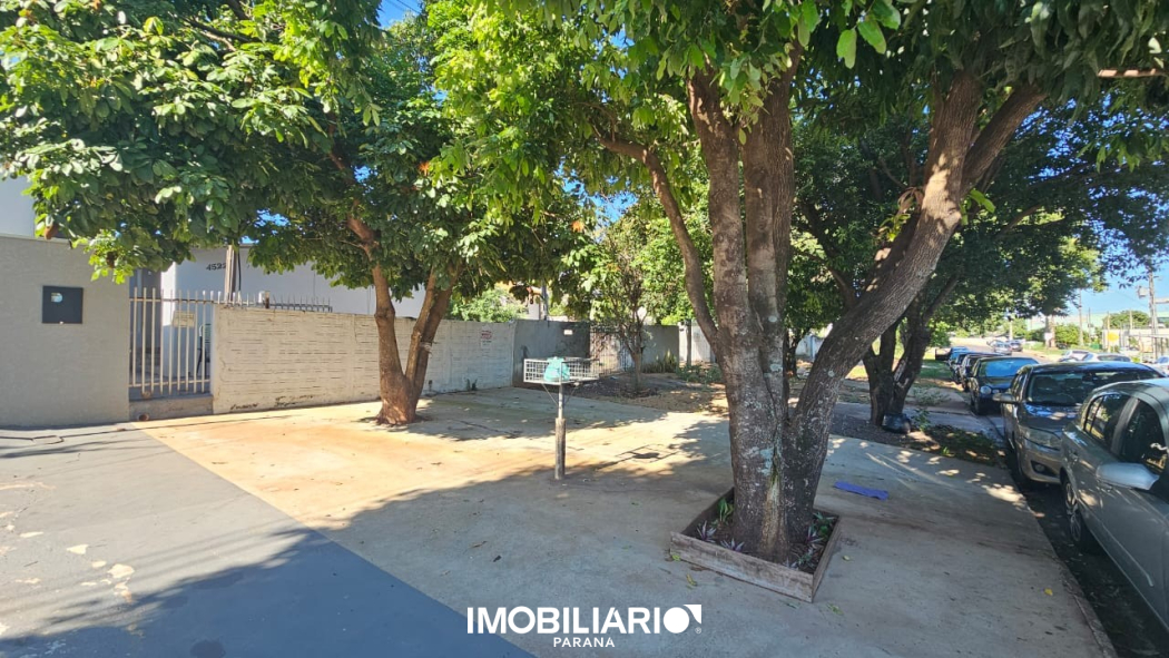 Residência para  venda em Zona V, Umuarama, 271,00m², com 2 quartos