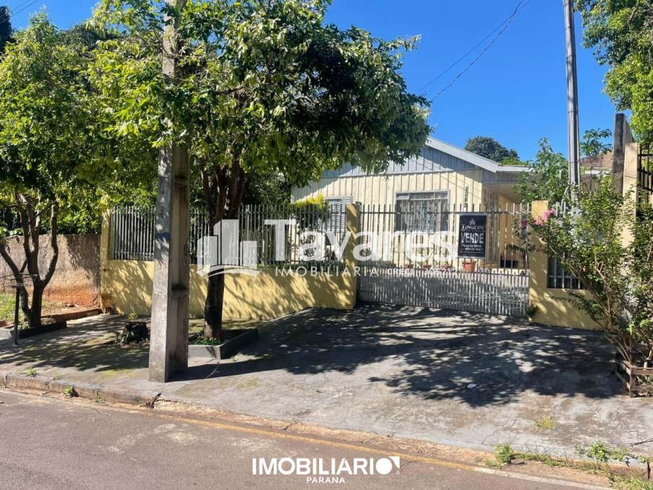 Residência para  venda em Zona VI, Umuarama, 239,00m², com 2 quartos