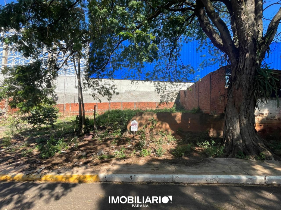 Terreno para  venda em Parque das Laranjeiras, Umuarama, 182,00m²
