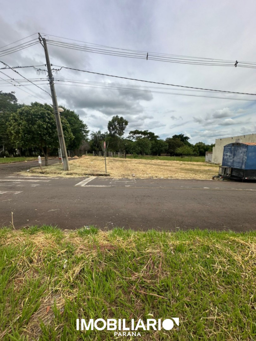 Terreno para  venda em Parque Residencial Viena III, Umuarama, 243,00m²