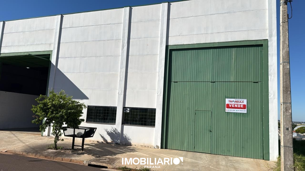 Barracão para  venda em Jardim Português, Umuarama, 1.145,00m²