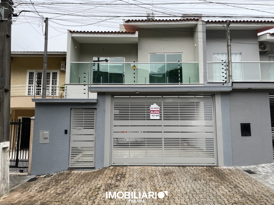 Residência para  alugar em Zona VII, Umuarama, 252,00m², com 4 quartos