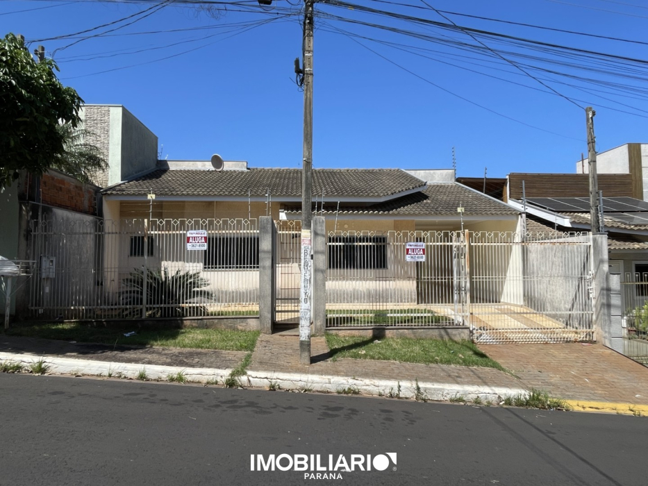 Residência para  alugar em Parque Bandeirantes, Umuarama, com 1 quartos