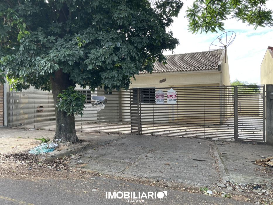 Residência para  alugar em Zona VI, Umuarama, 195,00m², com 1 quartos