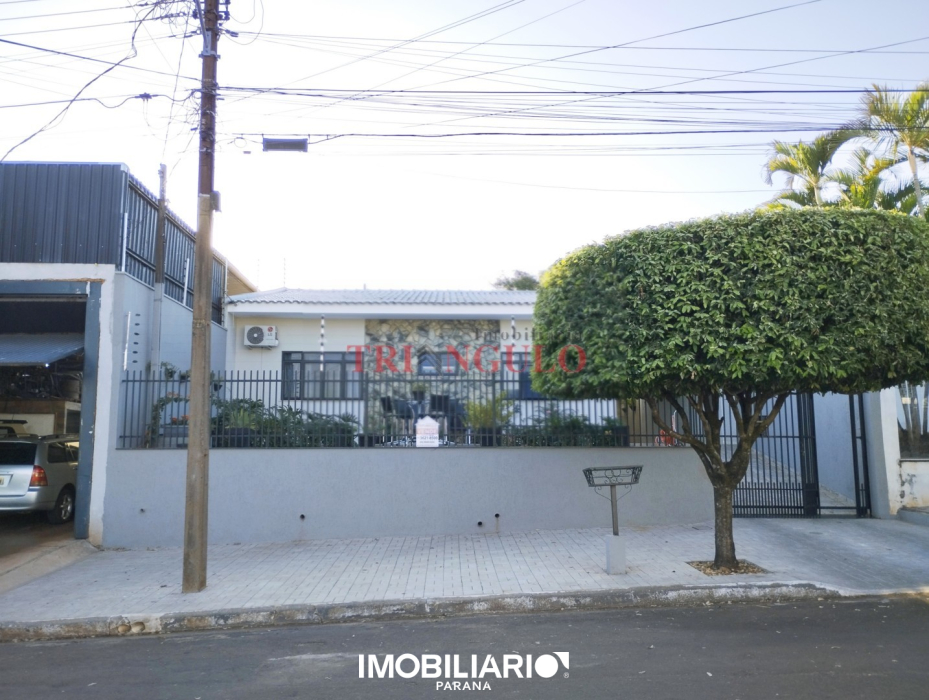 Residência para  venda em Jardim Paraíso, Umuarama, 563,00m², com 4 quartos