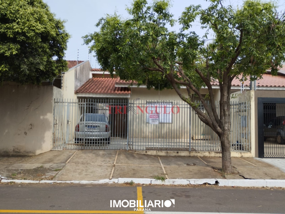 Residência para  venda em Zona II, Umuarama, 240,00m², com 2 quartos