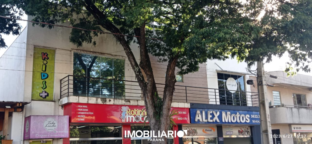 Sala Comercial para  alugar em Zona II, Umuarama, 300,00m²