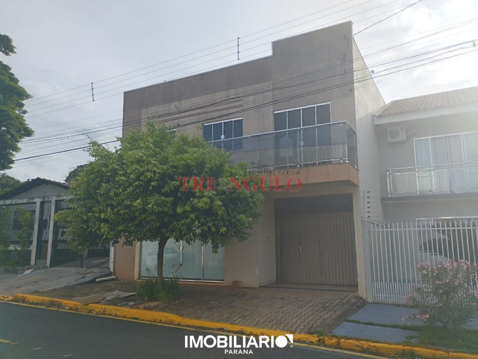 Sobrado para  venda em Zona VII, Umuarama, 257,00m², com 3 quartos