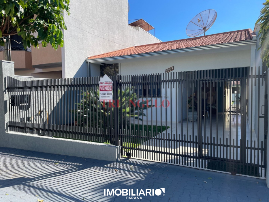 Residência para  venda em Zona II, Umuarama, 245,00m², com 4 quartos