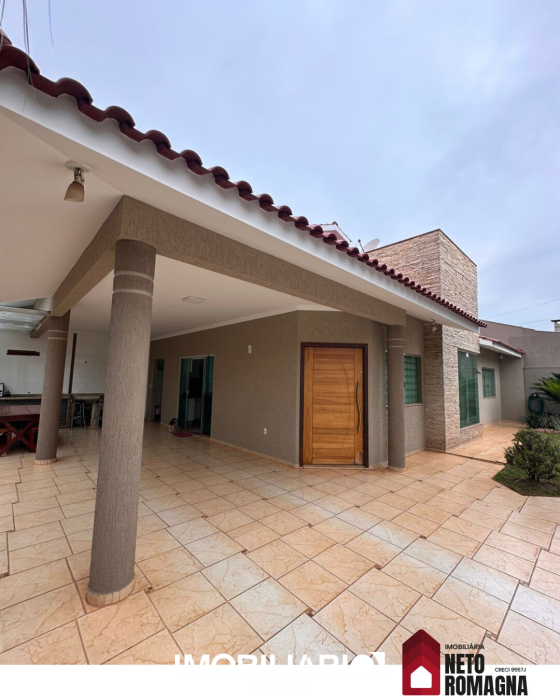 Residência para  venda em Jardim Colibri, Umuarama, 210,00m², com 3 quartos