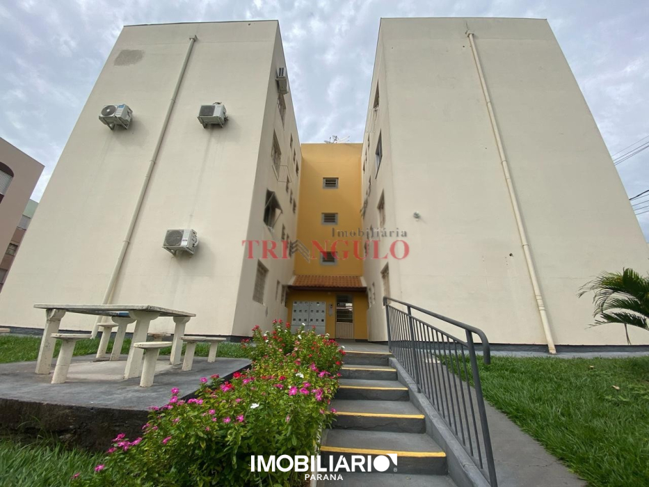 Apartamento para  alugar em Zona III, Umuarama, com 2 quartos