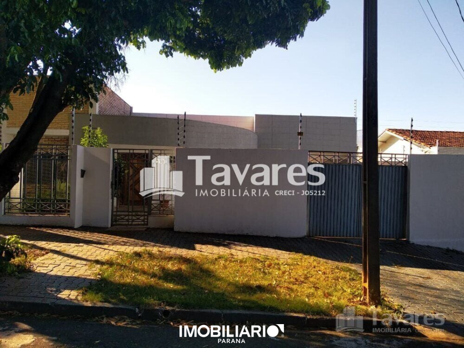 Residência para  venda em Zona I, Umuarama, 543,00m², com 4 quartos
