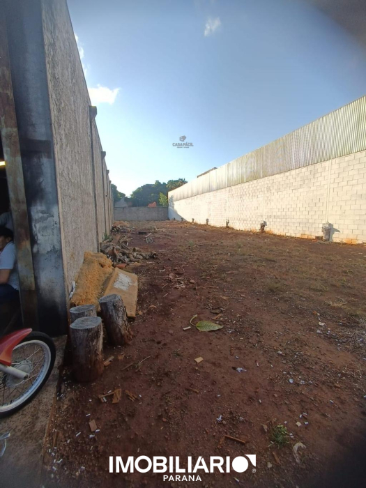 Terreno para  venda em Centro, Campo Mourão, 450,00m²