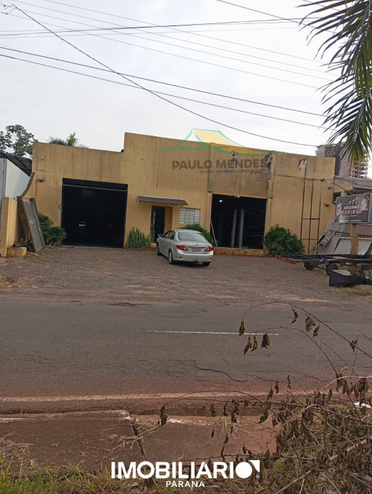Salão Comercial para  venda em Jardim Belvedere, Umuarama, 450,00m²