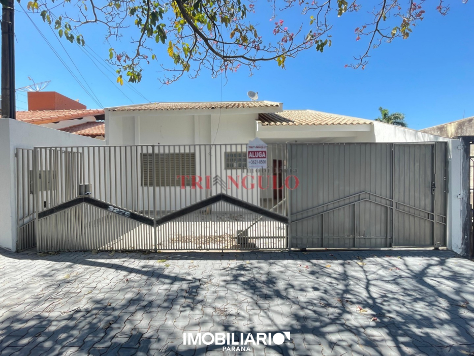 Residência para  alugar em Zona I-A, Umuarama, 170,00m², com 2 quartos