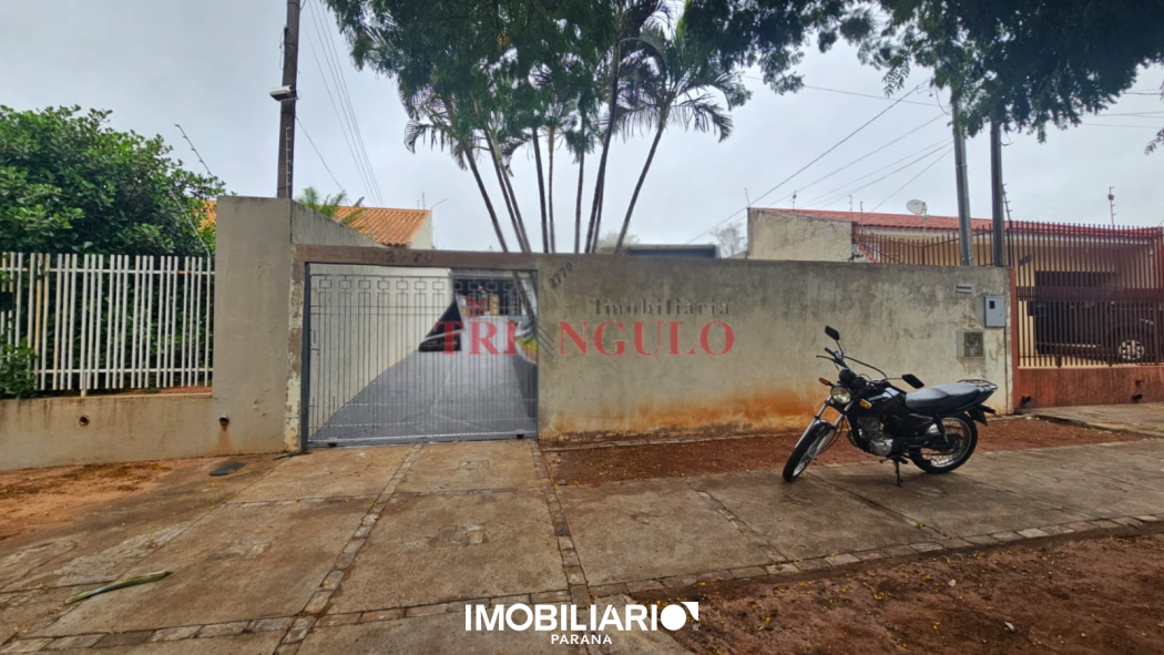 Residência para  venda em Zona Armazém, Umuarama, 350,00m², com 3 quartos