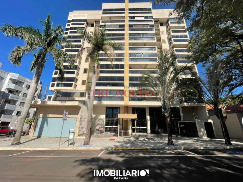 Apartamento para  venda em Zona II, Umuarama, 197,00m², com 3 quartos