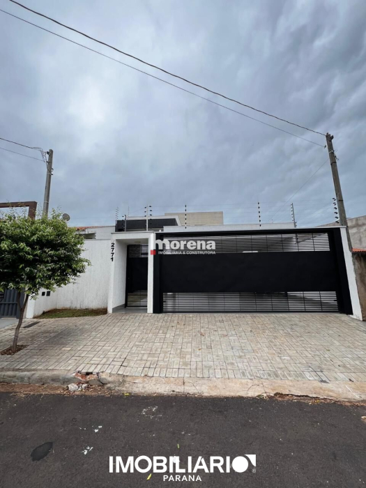 Imóvel para  venda em Parque Bandeirantes, Umuarama, 250,00m², com 3 quartos