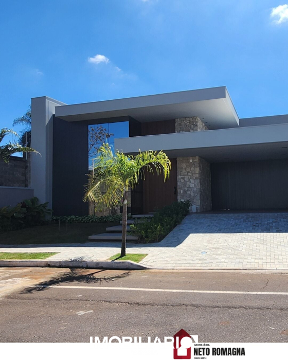 Residência para  venda em Parque Residencial Interlagos, Umuarama, 362,00m², com 3 quartos