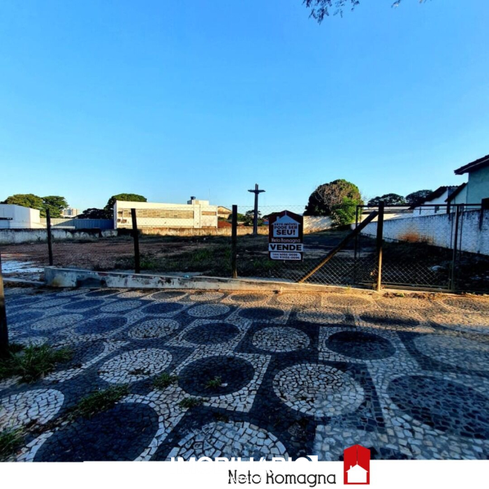 Terreno para  venda em Zona I, Umuarama, 1.014,00m²