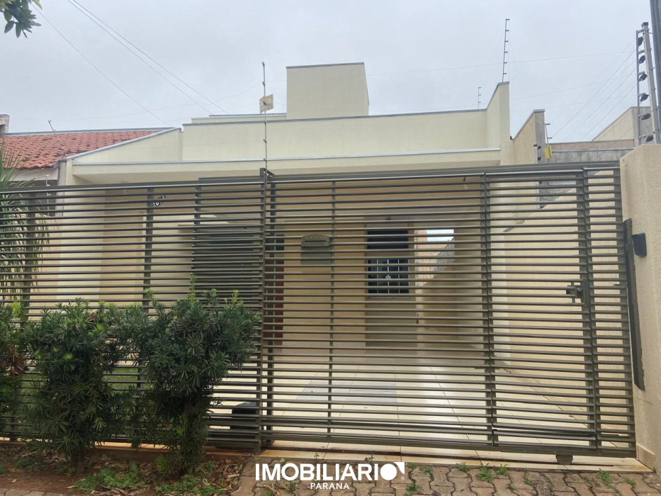 Residência para  venda em Zona V, Umuarama, 198,00m², com 2 quartos