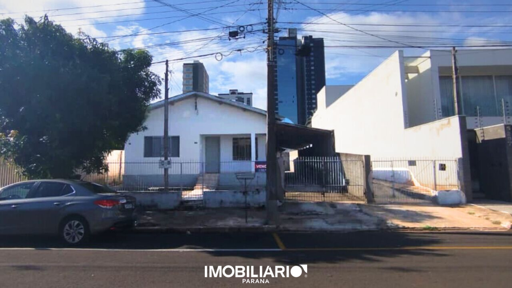 Residência para  venda em Zona II, Umuarama, 560,00m², com 3 quartos