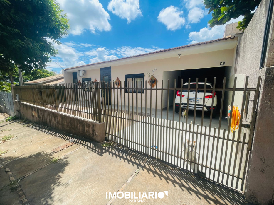 Residência para  venda em Jardim Tamoio, Umuarama, 217,00m², com 2 quartos