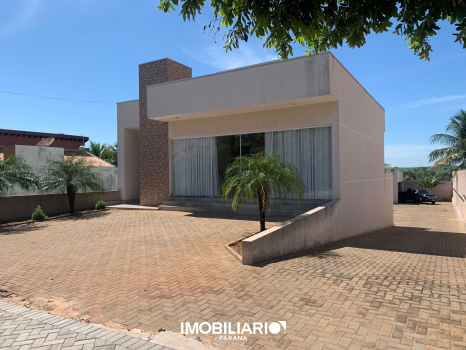 Residência para  vendaUmuarama, 800,00m², com 3 quartos