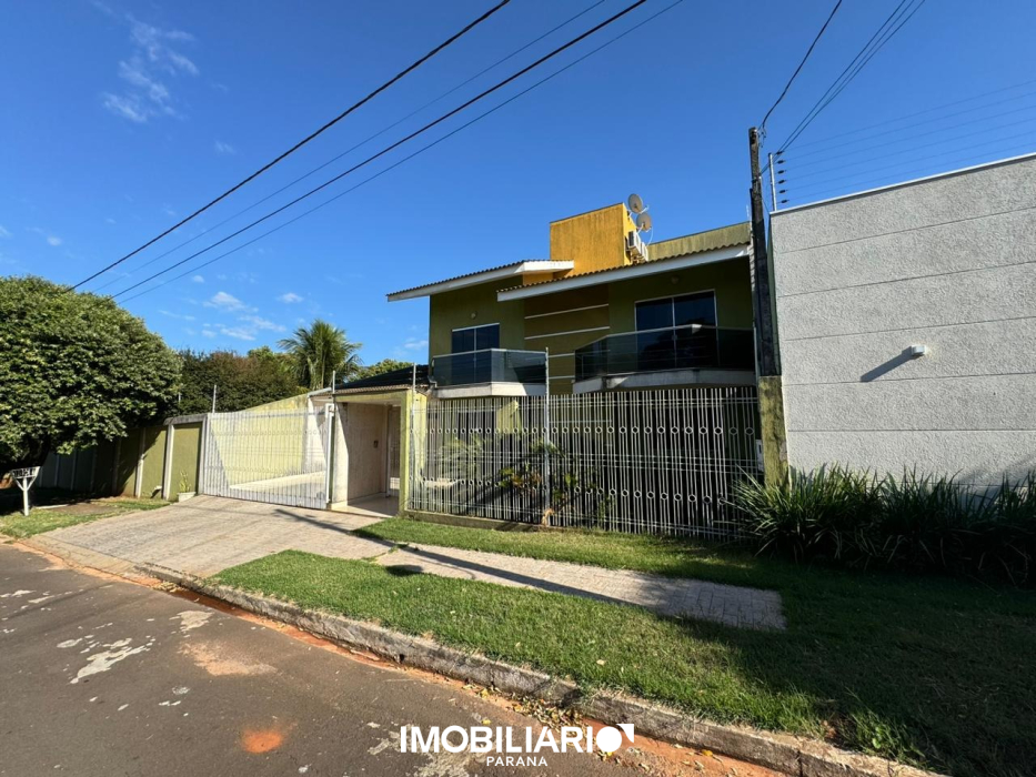 Sobrado para  venda em Parque Cidade Jardim, Umuarama, 200,00m², com 4 quartos