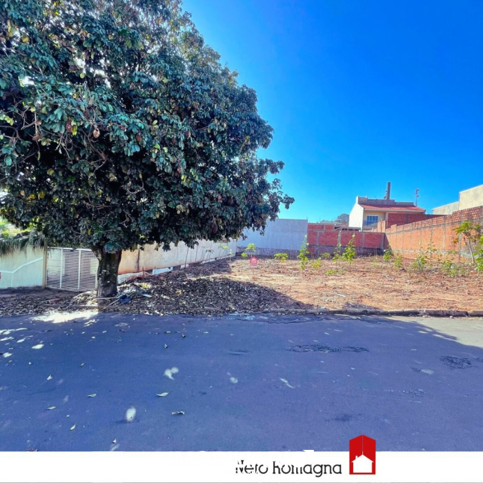 Terreno para  venda em Parque Bandeirantes, Umuarama, 275,00m²