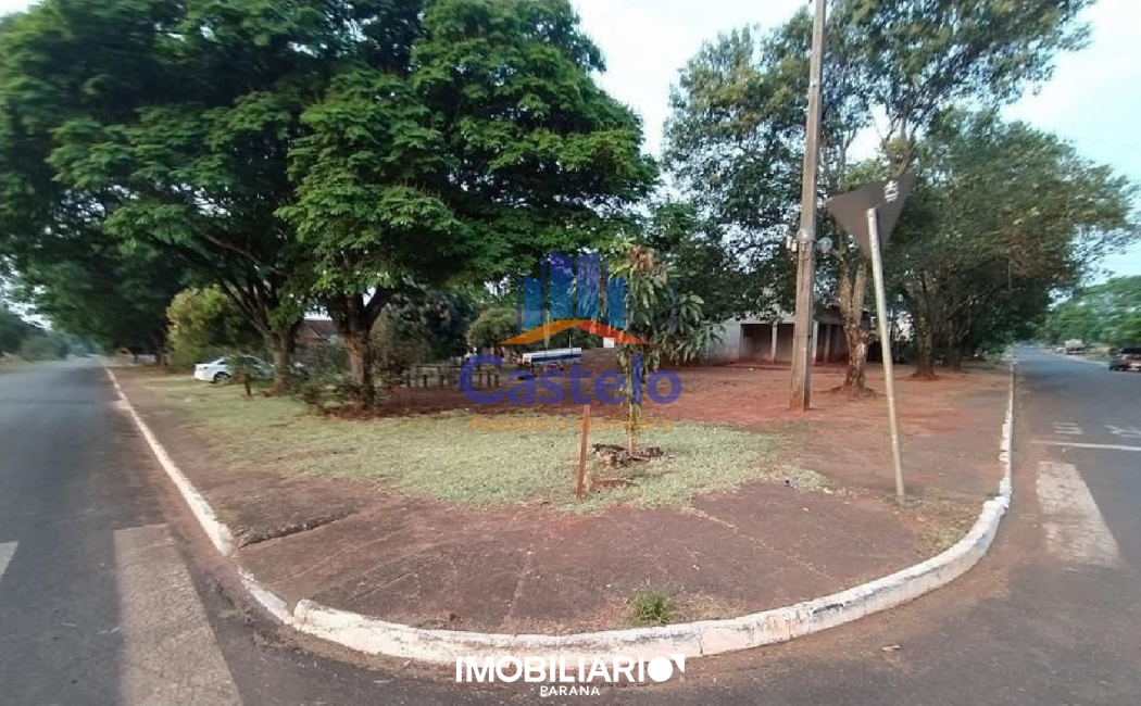 Residência para  venda em Centro, Umuarama, 878,00m², com 4 quartos