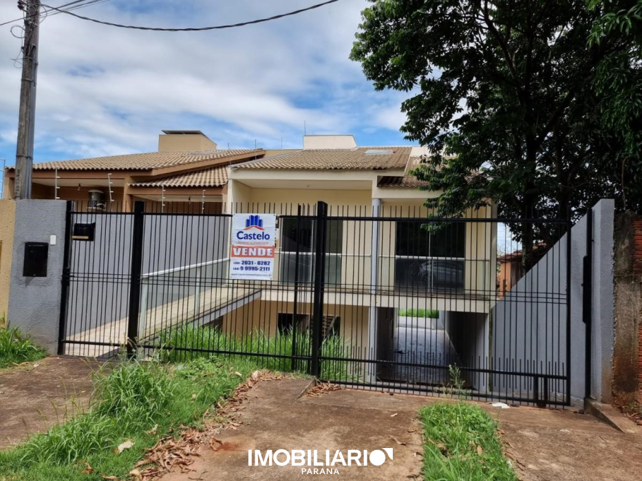 Residência para  venda em Zona V, Umuarama, 273,00m², com 2 quartos