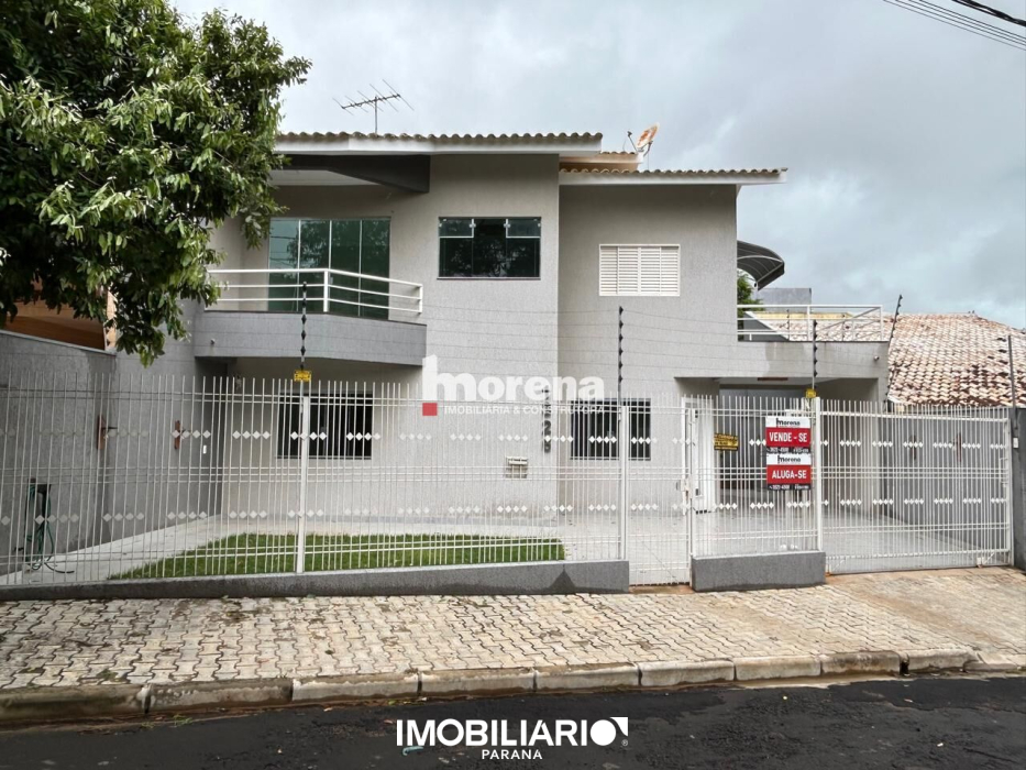 Sobrado para  alugar em Jardim Paraíso, Umuarama, com 3 quartos