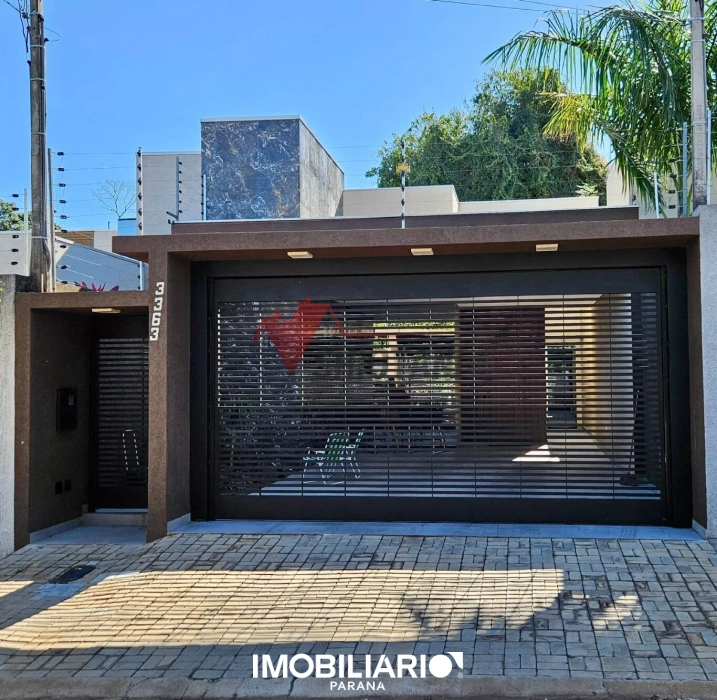 Residência para  venda em INTERLAGOS, Umuarama, 233,00m²