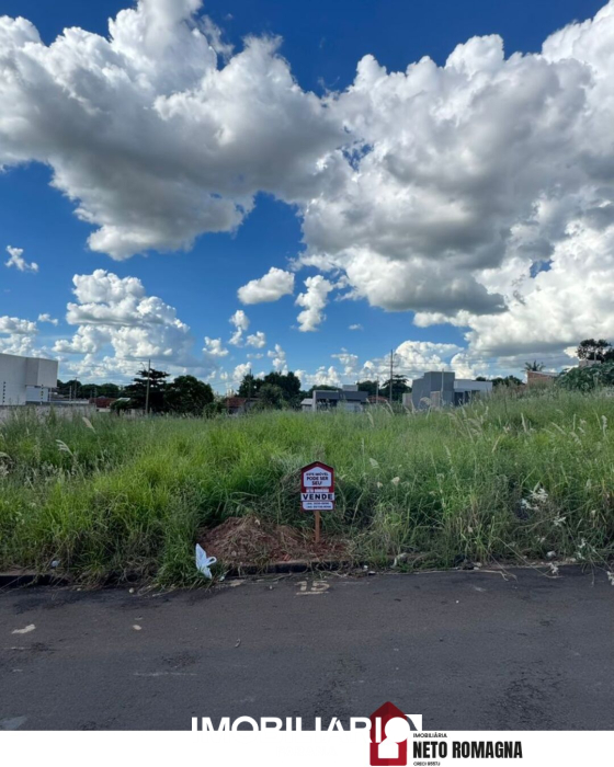 Terreno para  venda em Jardim Pimentel, Umuarama, 136,00m²