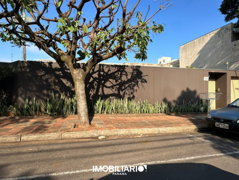 Residência para  venda em Zona III, Umuarama, 790,00m², com 3 quartos