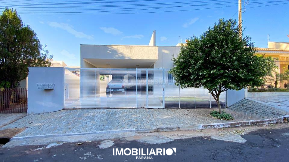 Residência para  venda em Jardim Paris, Umuarama, 270,00m², com 3 quartos