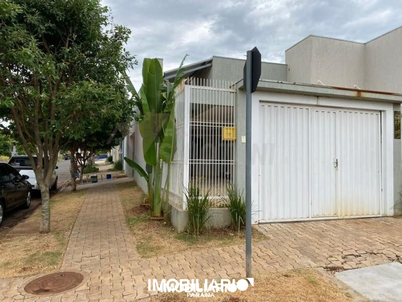 Residência para  venda em Parque Bandeirantes, Umuarama, 164,00m², com 3 quartos