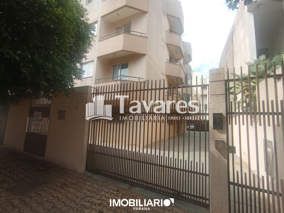 Apartamento para  venda em Zona II, Umuarama, com 3 quartos