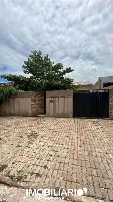 Residência para  venda em Zona VII, Umuarama, 360,00m²