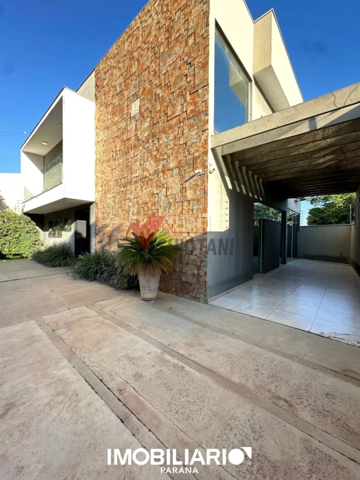Residência para  venda em Zona II, Umuarama, 242,55m²
