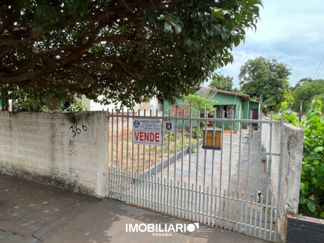 Residência para  venda em Centro, Goioerê, 225,00m², com 3 quartos