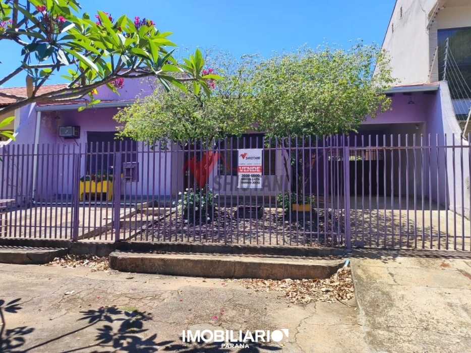 Residência para  venda em Zona VI, Umuarama, 372,00m²