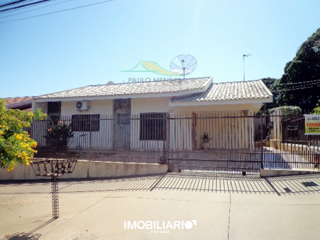 Residência para  venda em Zona III, Umuarama, 130,65m², com 2 quartos