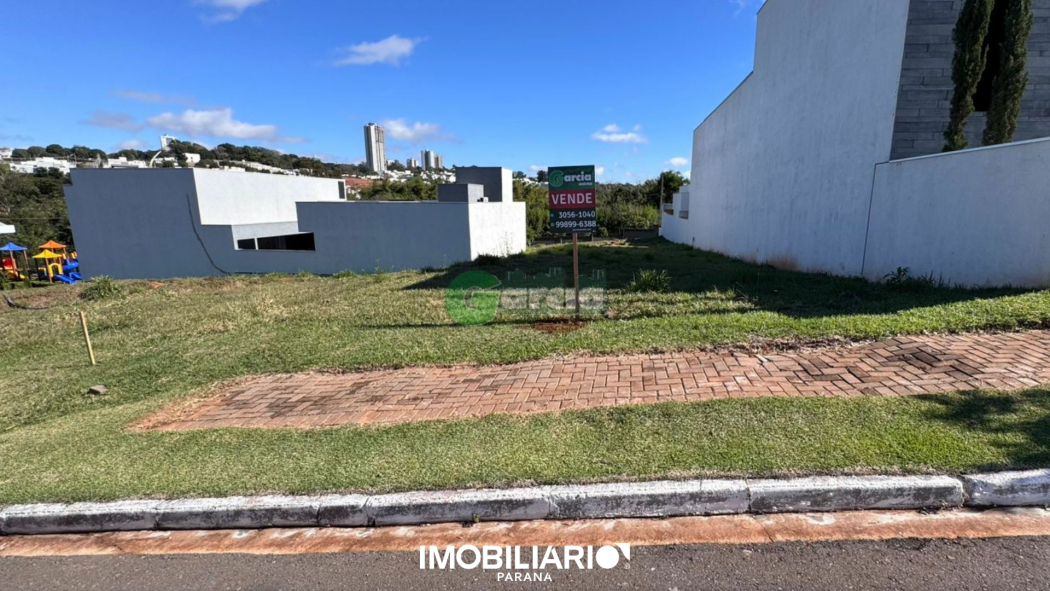 Terreno para  venda em Jardins de Versailles, Umuarama, 297,00m²